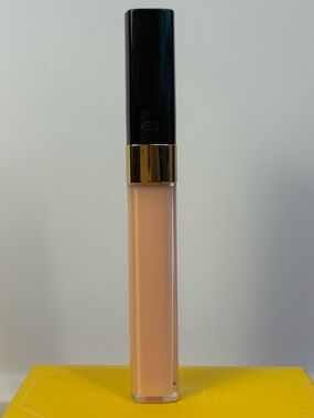 VINTAGE 2000’s Chanel LÈVRES
SCINTILLANTES Brilliant Extréme Glossimer 164
